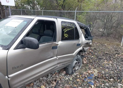 2001 Oldsmobile Bravada из США, поврежденный, VIN 1GHDT13W112164033
